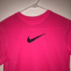 hot pink nike shirt